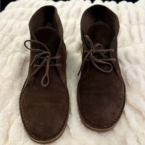 Men's Brown Suede Chukka Boots by Clark’s
